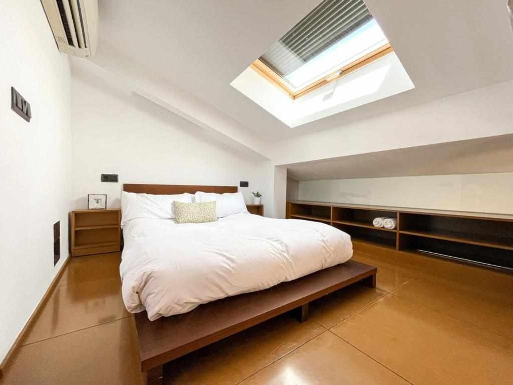ジローナLoft Cort Reial Atico In The Heart Of The Old Townアパートメント エクステリア 写真